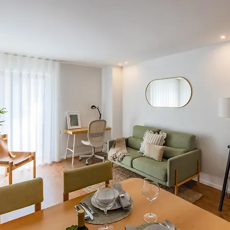 Cozy And Design In Center 公寓