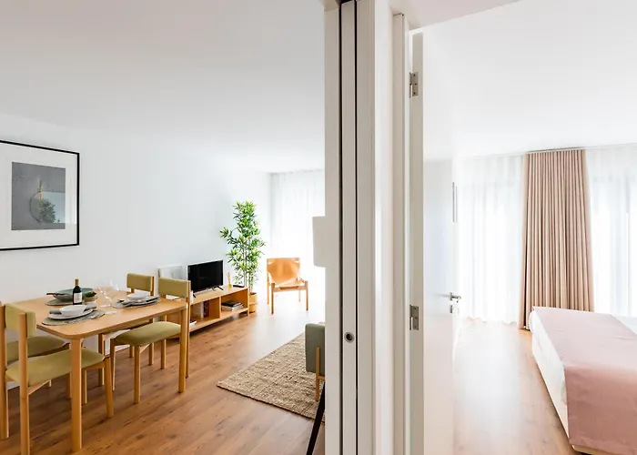 Cozy And Design In Center Πόρτο