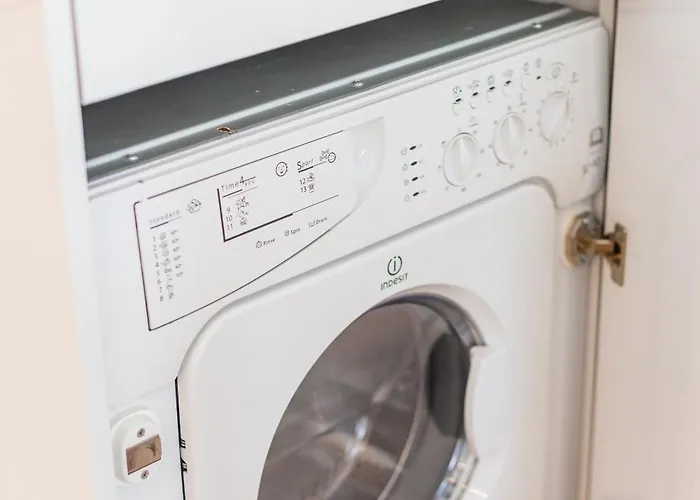 Cozy And Design In Center Porto