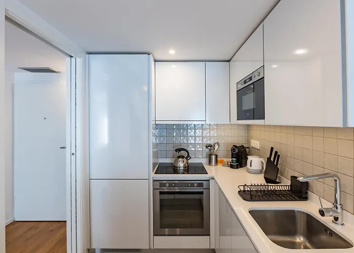 Cozy And Design In Center Daire